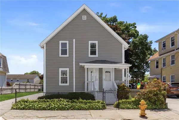 94 Francis AVE, Pawtucket, RI 02860