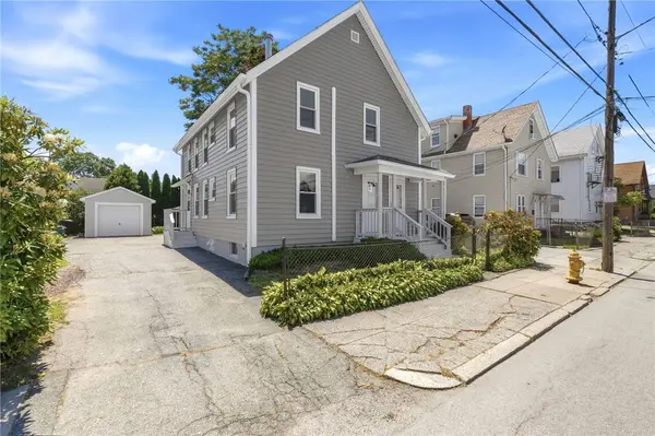 94 Francis AVE, Pawtucket, RI 02860