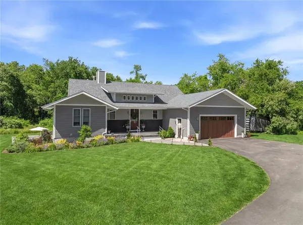685 Curtis Corner RD, South Kingstown, RI 02879