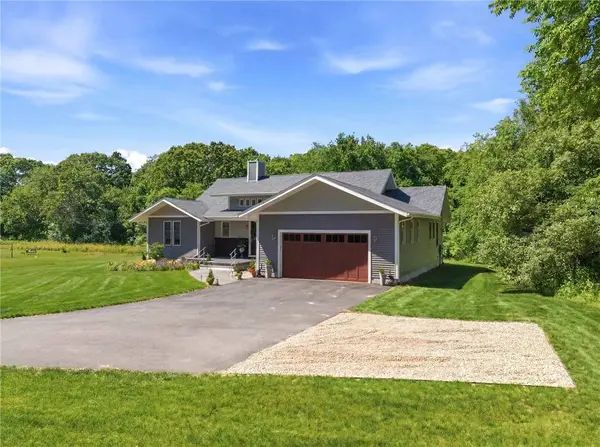 685 Curtis Corner RD, South Kingstown, RI 02879