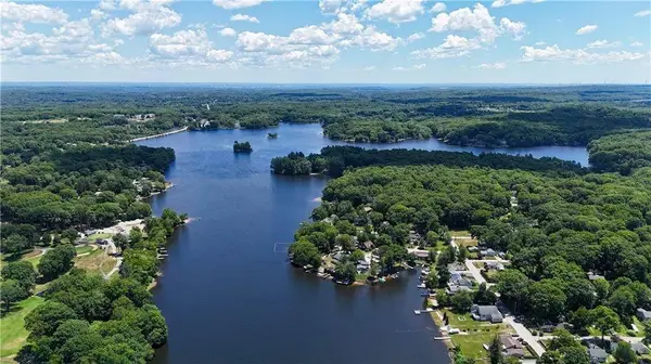 0 Waterman Lake DR, Glocester, RI 02814