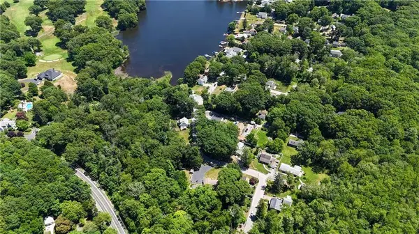0 Waterman Lake DR, Glocester, RI 02814