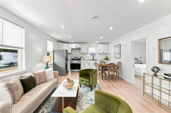 9 Octavia ST, Providence, RI 02909