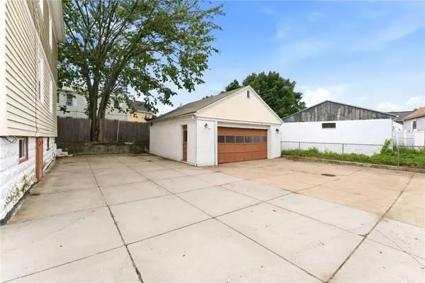 9 Octavia ST, Providence, RI 02909