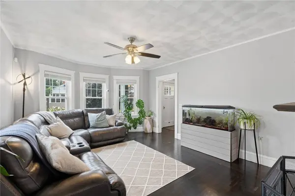 55 Friendly RD, Cranston, RI 02910