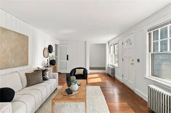 657 Danielson PIKE, Scituate, RI 02857