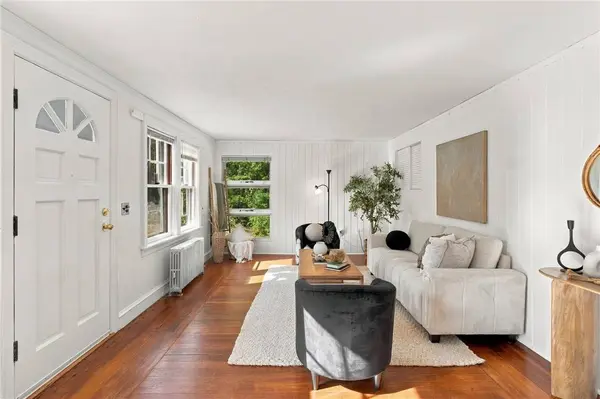 657 Danielson PIKE, Scituate, RI 02857