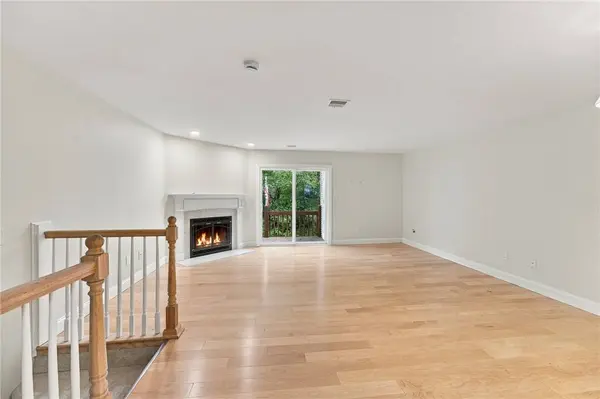 92 Scenic DR, West Warwick, RI 02893