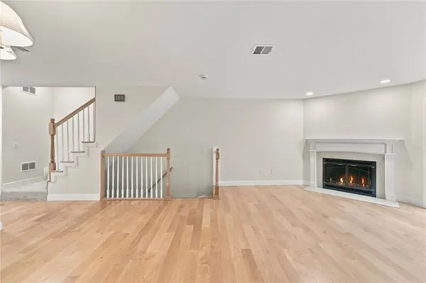 92 Scenic DR, West Warwick, RI 02893