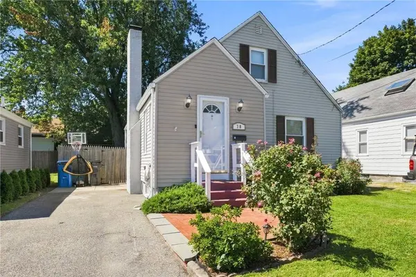 70 Overland AVE, Cranston, RI 02910