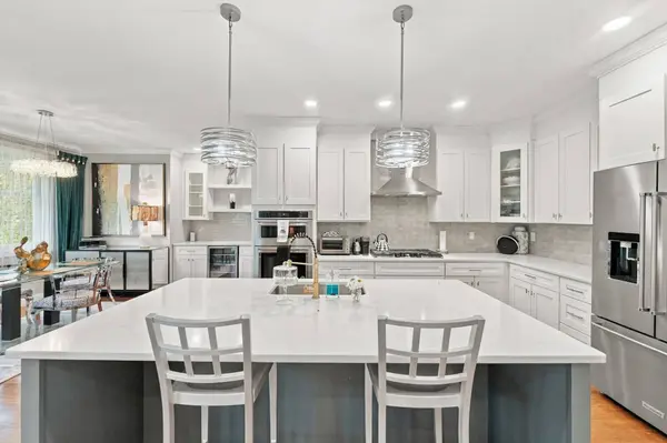 685C Curtis Corner, South Kingstown, RI 02879