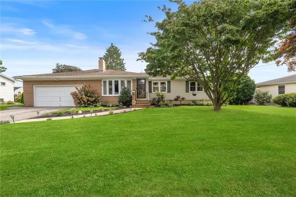 8 Elmhurst DR