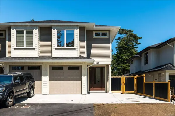 568 Kay St #B, Saanich, BC V8Z 2L3