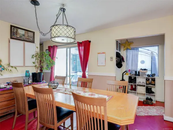 3890 Braefoot Rd, Saanich, BC V8P 3T2