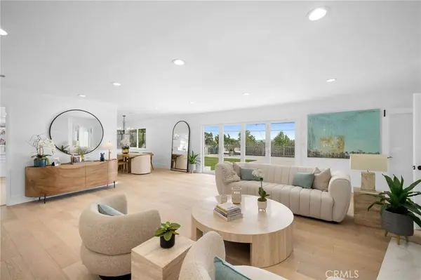 3690 Alder LN, Pasadena, CA 91107