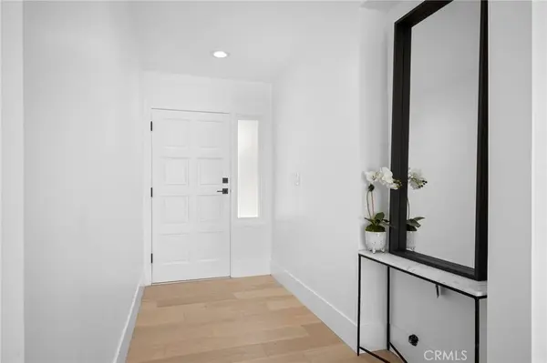3690 Alder LN, Pasadena, CA 91107