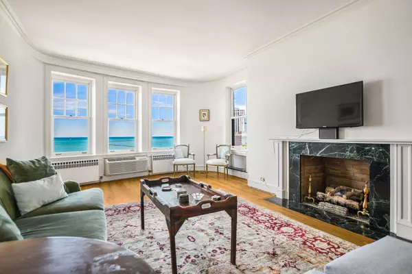 1120 N Lake Shore DR #12A, Chicago, IL 60611