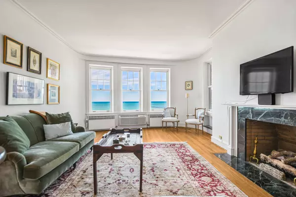 1120 N Lake Shore DR #12A, Chicago, IL 60611