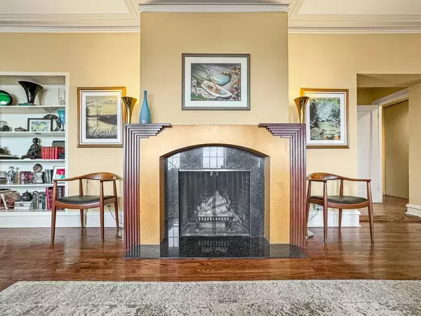 2600 N Lakeview AVE #7E, Chicago, IL 60614