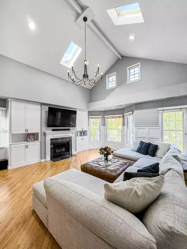 1437 W Henderson ST #3, Chicago, IL 60657