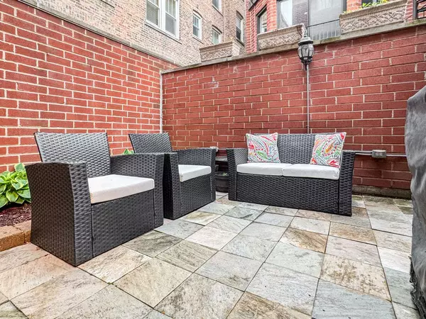 2736 N Hampden CT #105, Chicago, IL 60614