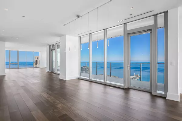 363 E Wacker DR #6306, Chicago, IL 60601