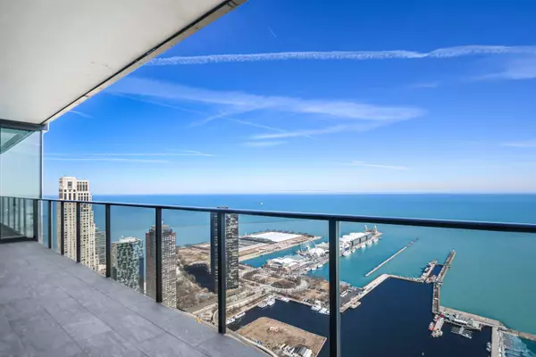363 E Wacker DR #6306, Chicago, IL 60601