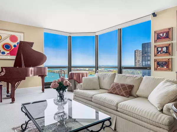 990 N Lake Shore DR #25A, Chicago, IL 60611