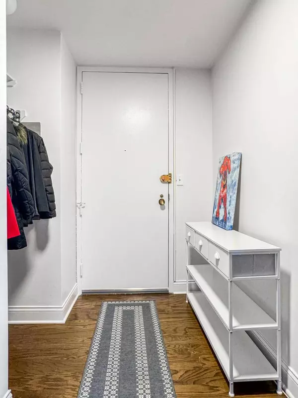 3150 N Sheridan RD #10C, Chicago, IL 60657