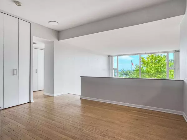 3200 N Lake Shore DR #406, Chicago, IL 60657