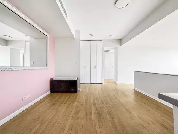 3200 N Lake Shore DR #406, Chicago, IL 60657