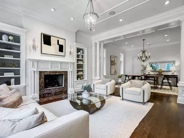 3628 N Lakewood AVE, Chicago, IL 60613