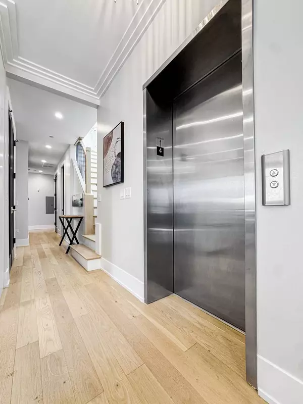 1543 N Wieland ST #PH-N, Chicago, IL 60610