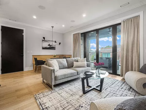 1543 N Wieland ST #PH-N, Chicago, IL 60610