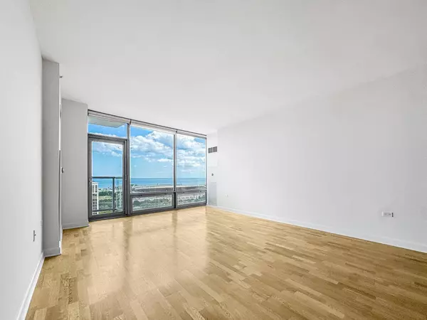 100 E 14th ST #2202, Chicago, IL 60605