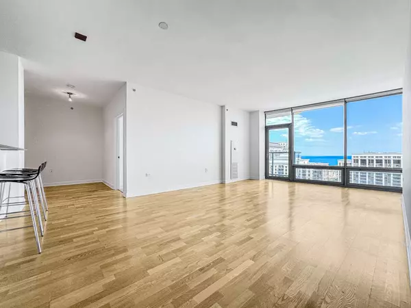 100 E 14th ST #2202, Chicago, IL 60605