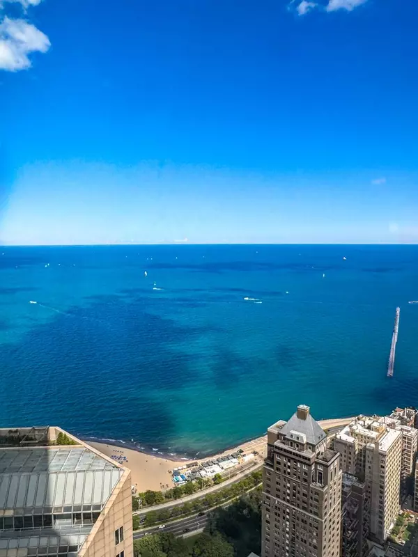 132 E Delaware PL #5506, Chicago, IL 60611