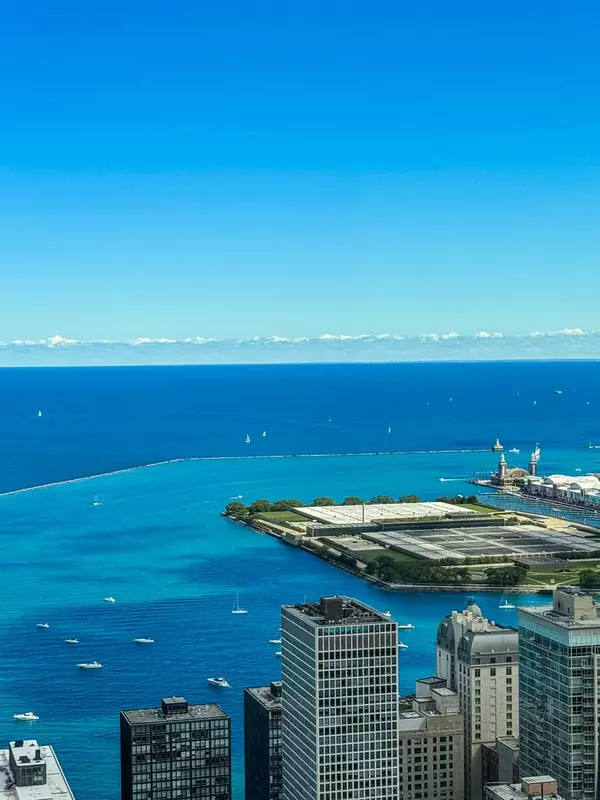 132 E Delaware PL #5506, Chicago, IL 60611