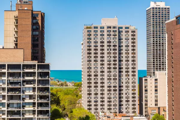 1320 N State Pkwy #14-15CD, Chicago, IL 60610