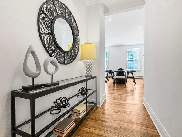 70 E Scott ST #605, Chicago, IL 60610