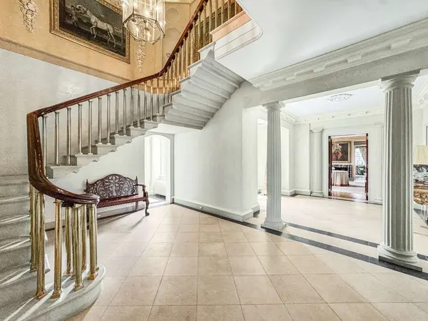 1530 N State Pkwy #12-13, Chicago, IL 60610