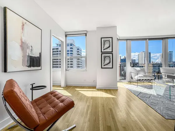 1515 N Astor ST #18B, Chicago, IL 60610