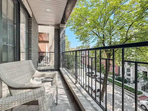 1938 N Mohawk ST #3, Chicago, IL 60614