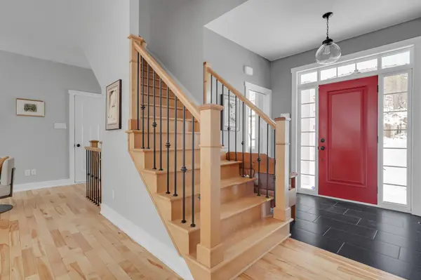 27 Ch. des Pommiers, Chelsea, QC J9B2M2