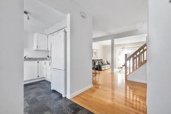 19 Rue du Cyclisme, Gatineau (hull), QC J8Z2S3