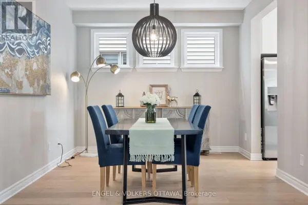 176 BALIKUN HEIGHTS, Ottawa, ON K2V0B6