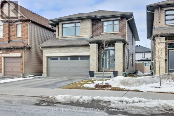 176 BALIKUN HEIGHTS, Ottawa, ON K2V0B6