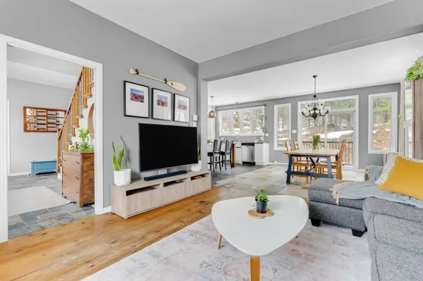 61 Ch. de l'Émeraude, Val-des-monts, QC J8B5A7