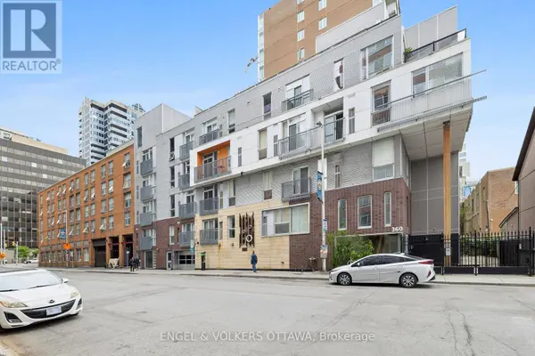 360 Cumberland ST #104, Ottawa, ON K1N0B1