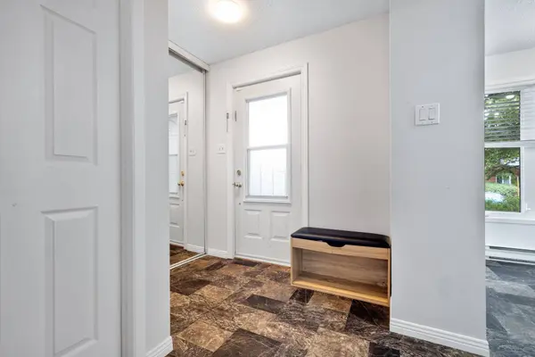 19 Rue du Cyclisme, Gatineau (hull), QC J8Z2S3